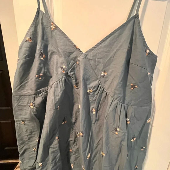 ~Universal Thread~ Dress - Large - Picture 2 of 9